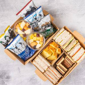 Meat and fish Corporate executive lunch tray for 5